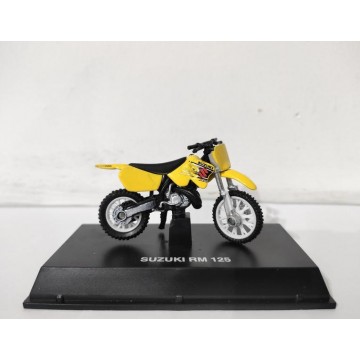 MOTOCROSS E1:32