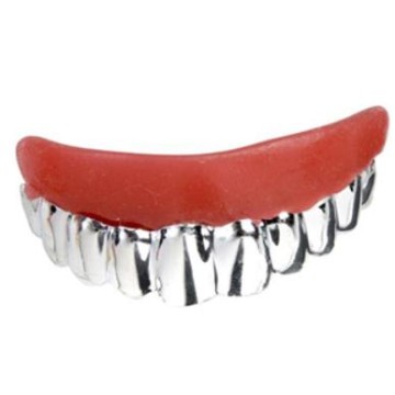 DENTADURA CON DIENTE DE PLATA